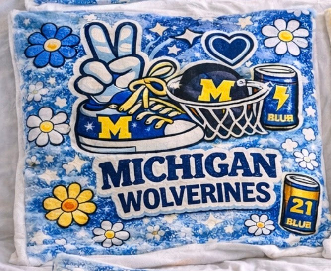 Personalized Baby Blankets, camp blankets, college blankets   Design your theme - The perfect gift
